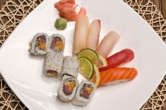 Sushi and Maki raw fish 11pcs